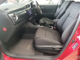 2018 Toyota Corolla - Thumbnail