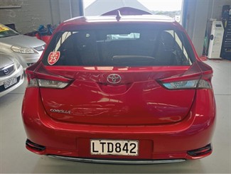2018 Toyota Corolla - Thumbnail