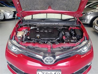 2018 Toyota Corolla - Thumbnail