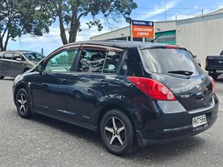 2007 Nissan Tiida - Thumbnail