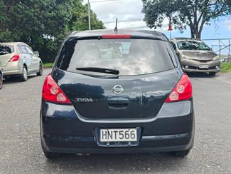 2007 Nissan Tiida - Thumbnail