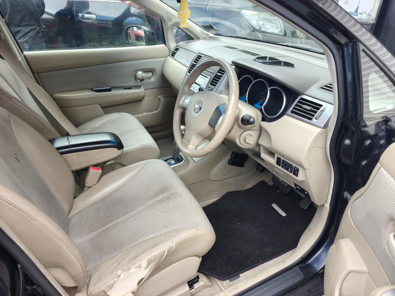 2007 Nissan Tiida