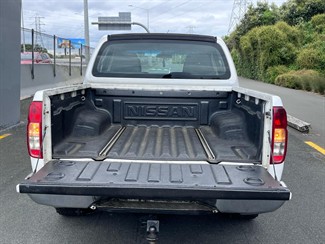 2006 Nissan Navara - Thumbnail