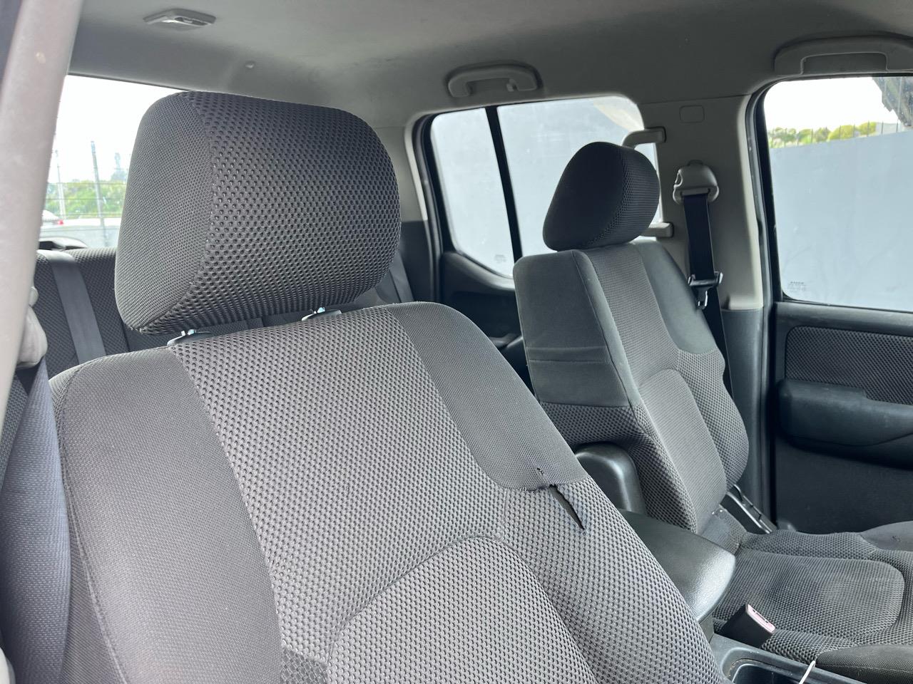 2006 Nissan Navara