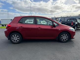 2008 Toyota Corolla - Thumbnail
