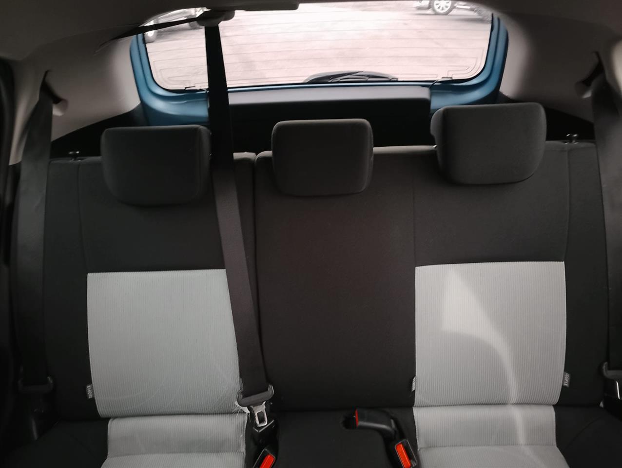 2013 Toyota Aqua