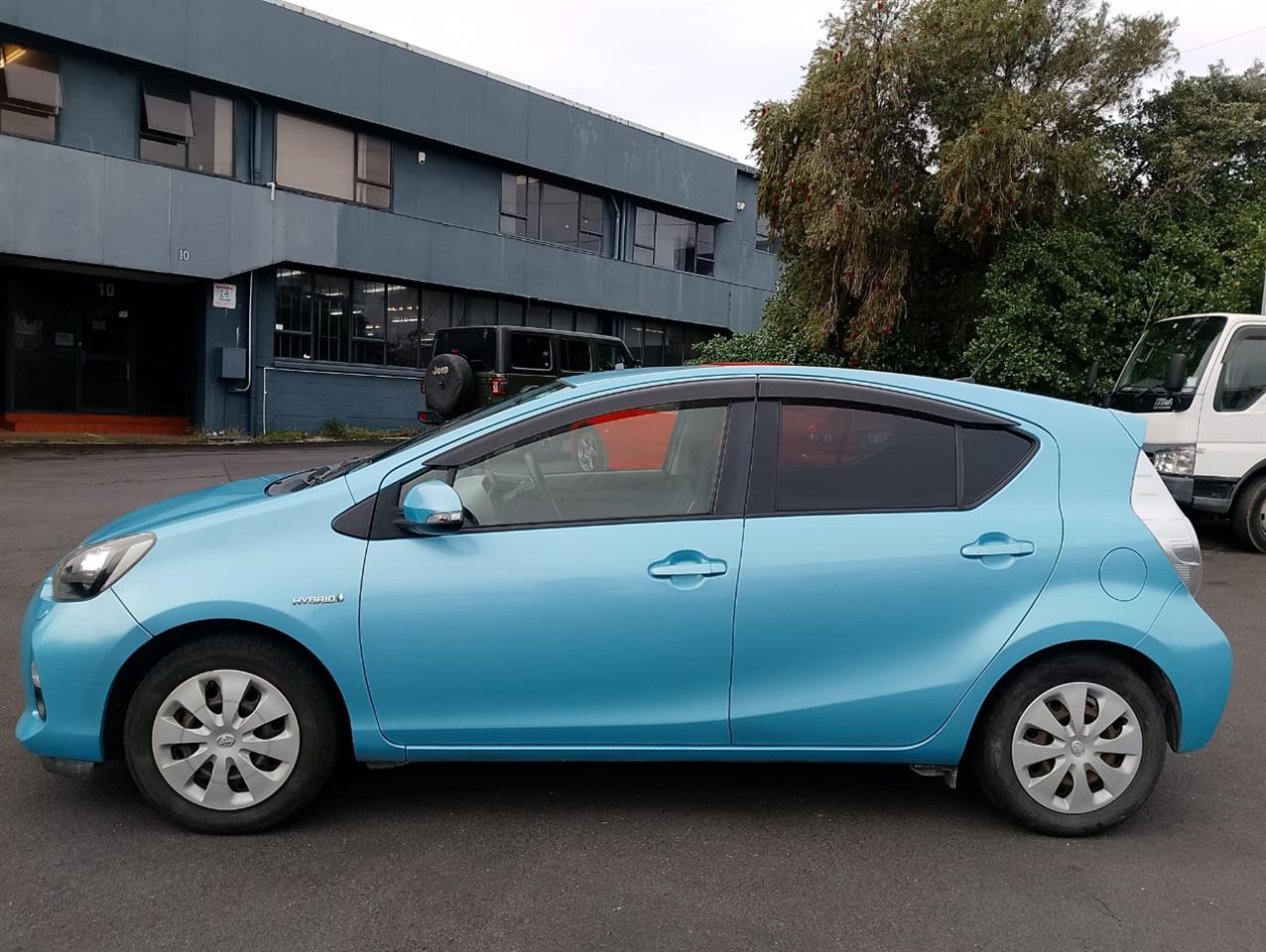 2013 Toyota Aqua