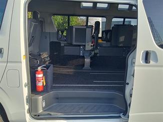 2008 Toyota Hiace - Thumbnail