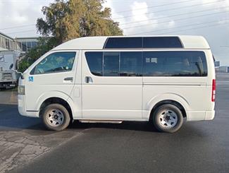 2008 Toyota Hiace - Thumbnail