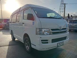 2008 Toyota Hiace - Thumbnail