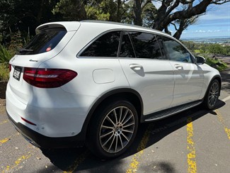 2017 Mercedes-Benz GLC 220d - Thumbnail