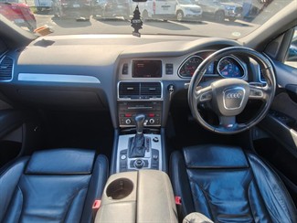 2010 Audi Q7 - Thumbnail