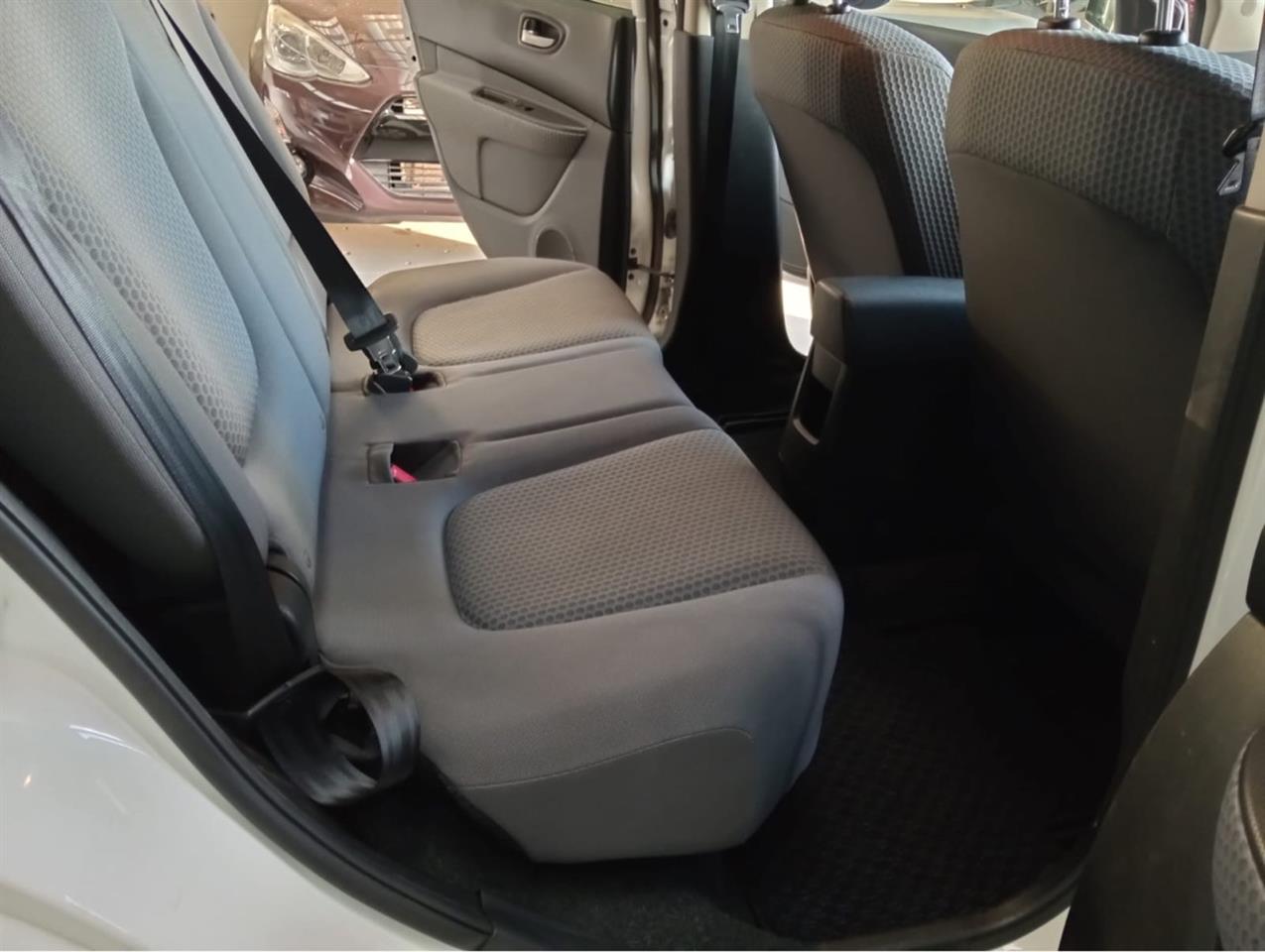 2017 Nissan Wingroad