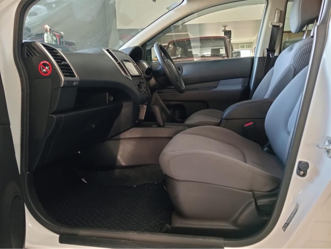 2017 Nissan Wingroad