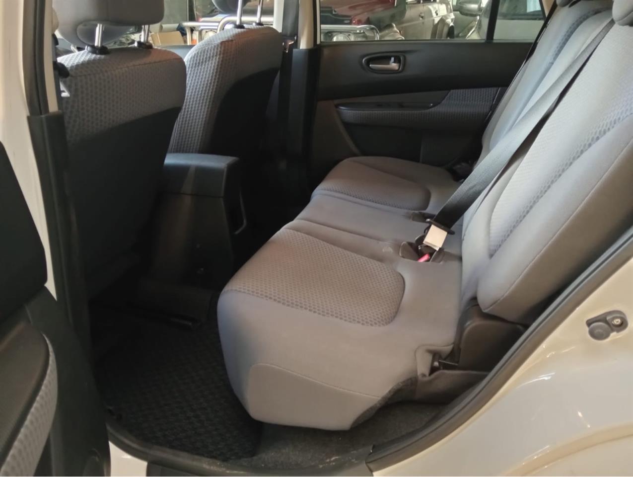 2017 Nissan Wingroad