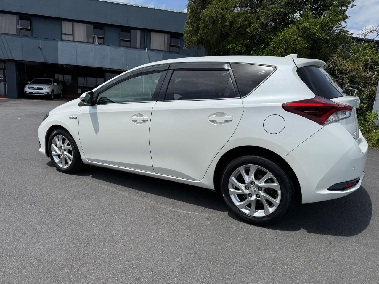 2016 Toyota Auris