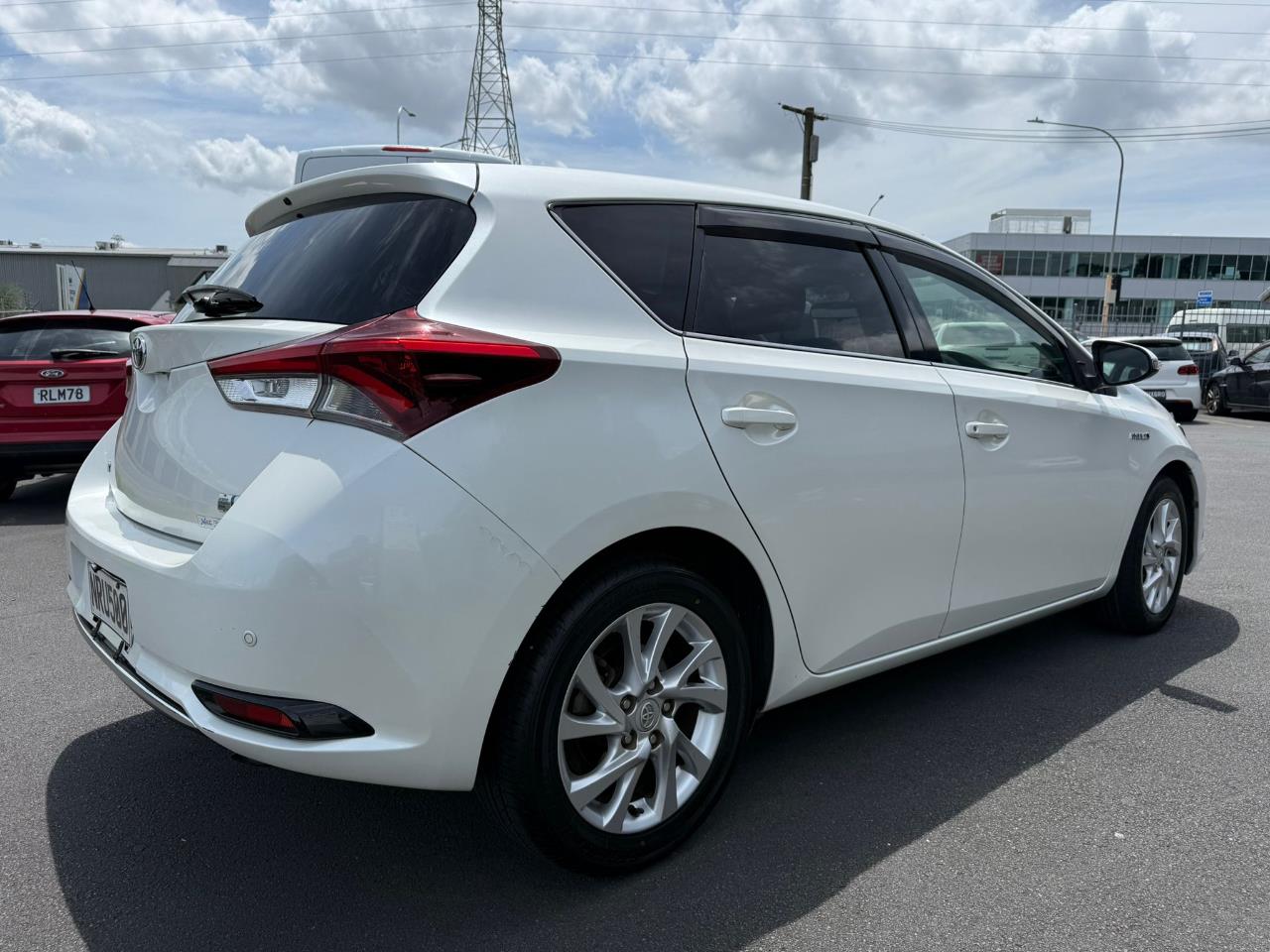 2016 Toyota Auris
