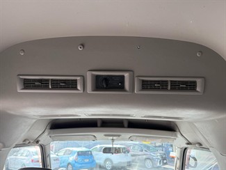 2006 Nissan Caravan - Thumbnail