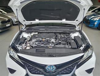 2019 Toyota Camry - Thumbnail