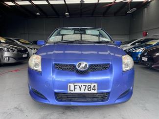 2007 Toyota Auris - Thumbnail