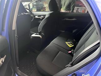 2007 Toyota Auris - Thumbnail