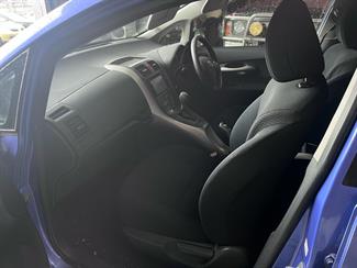 2007 Toyota Auris - Thumbnail