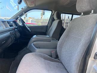 2008 Toyota Hiace - Thumbnail