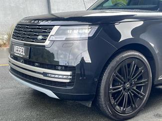 2025 Land Rover Range Rover Sport - Thumbnail