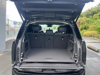2025 Land Rover Range Rover Sport - Thumbnail