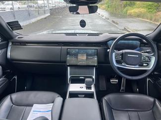 2025 Land Rover Range Rover Sport - Thumbnail