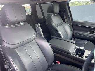 2025 Land Rover Range Rover Sport - Thumbnail