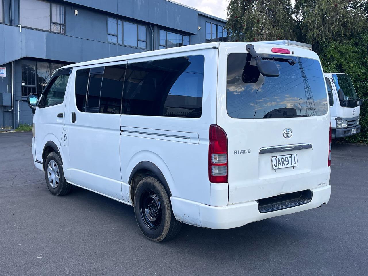 2009 Toyota Hiace