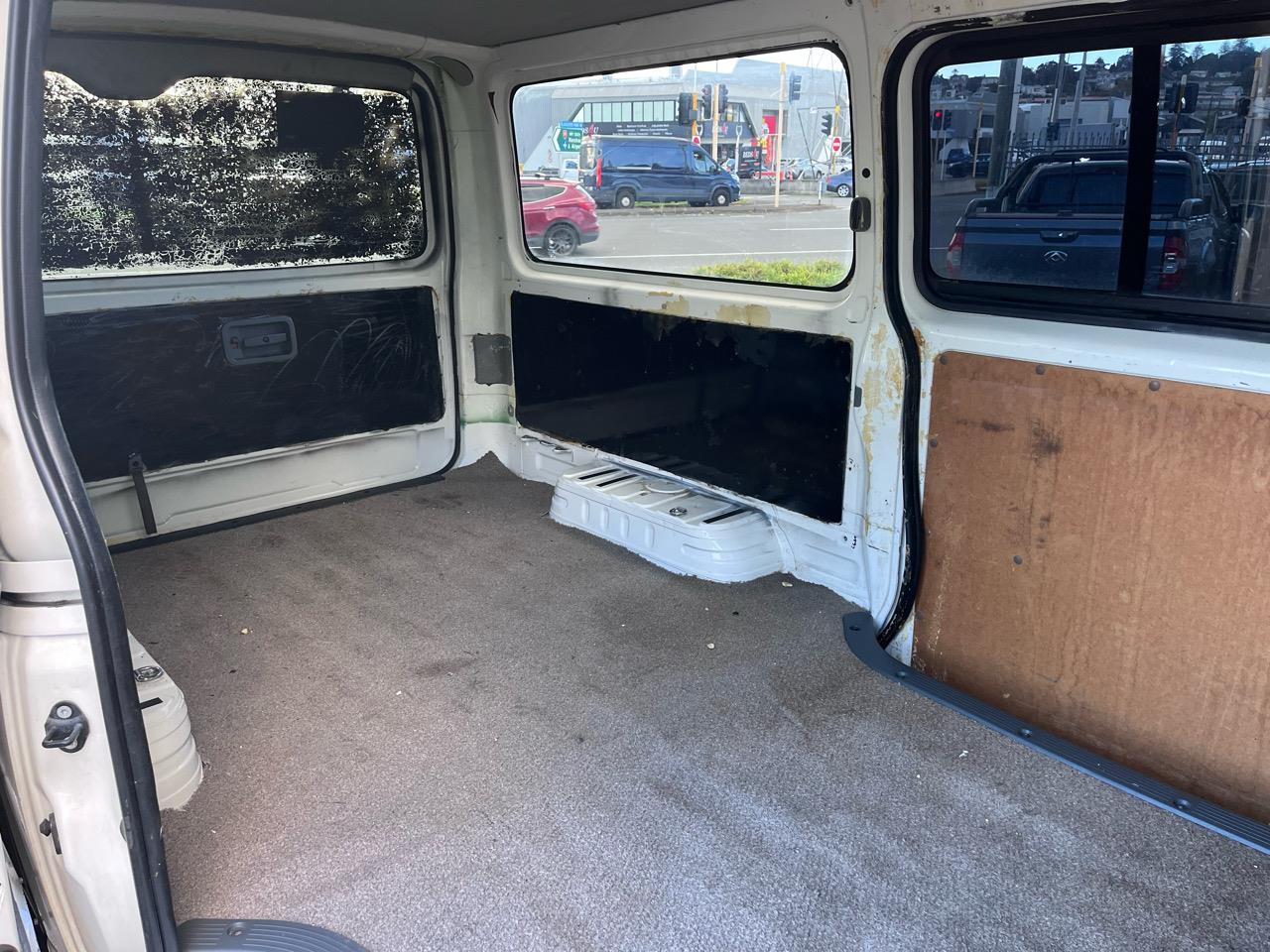 2009 Toyota Hiace