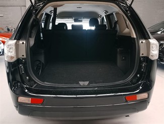 2015 Mitsubishi Outlander - Thumbnail