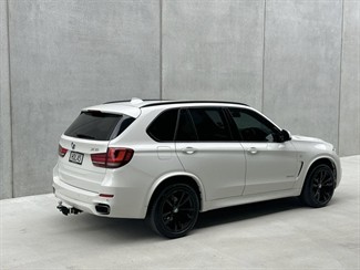 2013 BMW X5 - Thumbnail