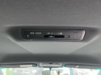 2016 Toyota Previa - Thumbnail