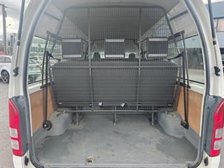2012 Toyota Hiace - Thumbnail