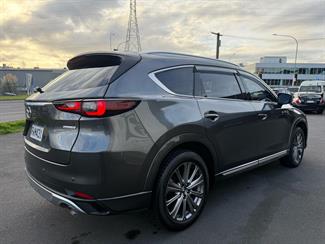 2023 Mazda CX-8 - Thumbnail