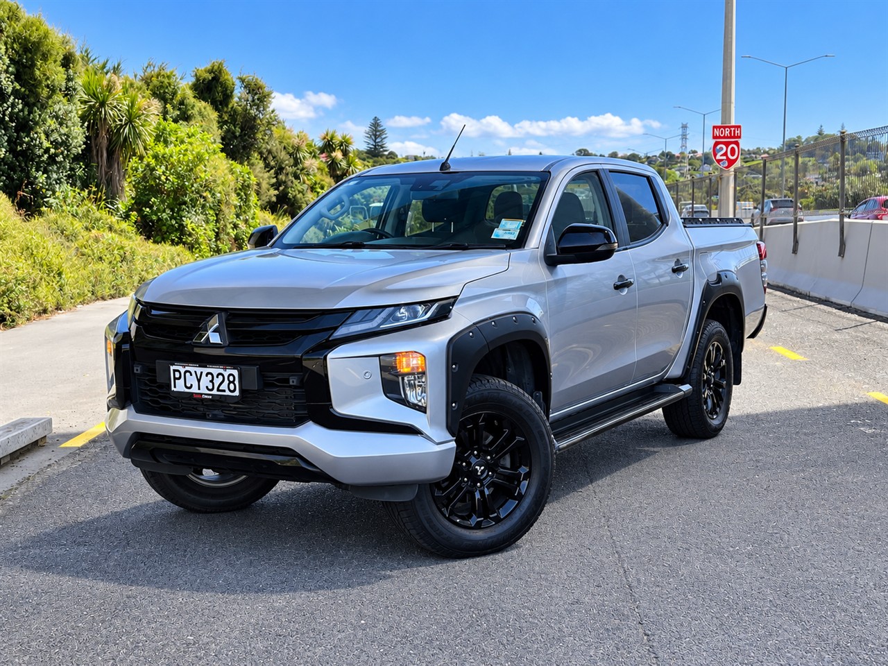 2022 Mitsubishi Triton
