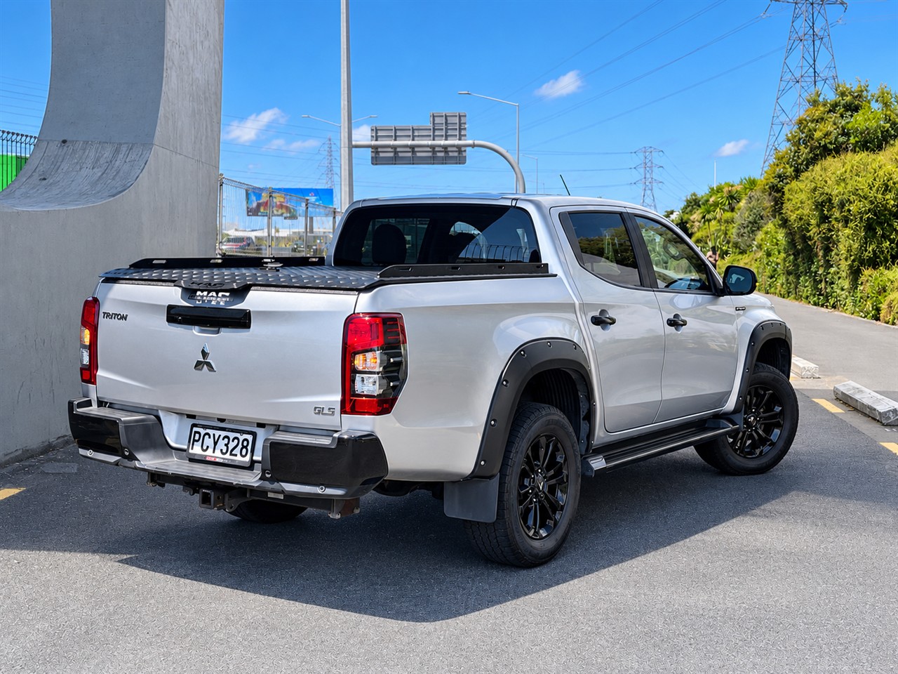 2022 Mitsubishi Triton