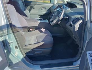 2012 Toyota Prius - Thumbnail