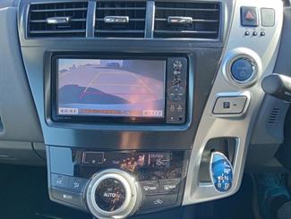 2012 Toyota Prius - Thumbnail