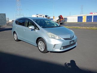 2012 Toyota Prius - Thumbnail
