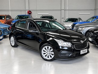 2016 Holden Cruze - Thumbnail