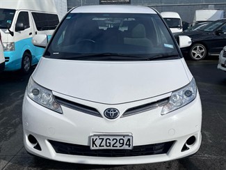 2017 Toyota Previa - Thumbnail