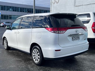 2017 Toyota Previa - Thumbnail