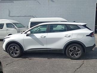 2022 Kia Sportage - Thumbnail