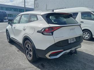2022 Kia Sportage - Thumbnail
