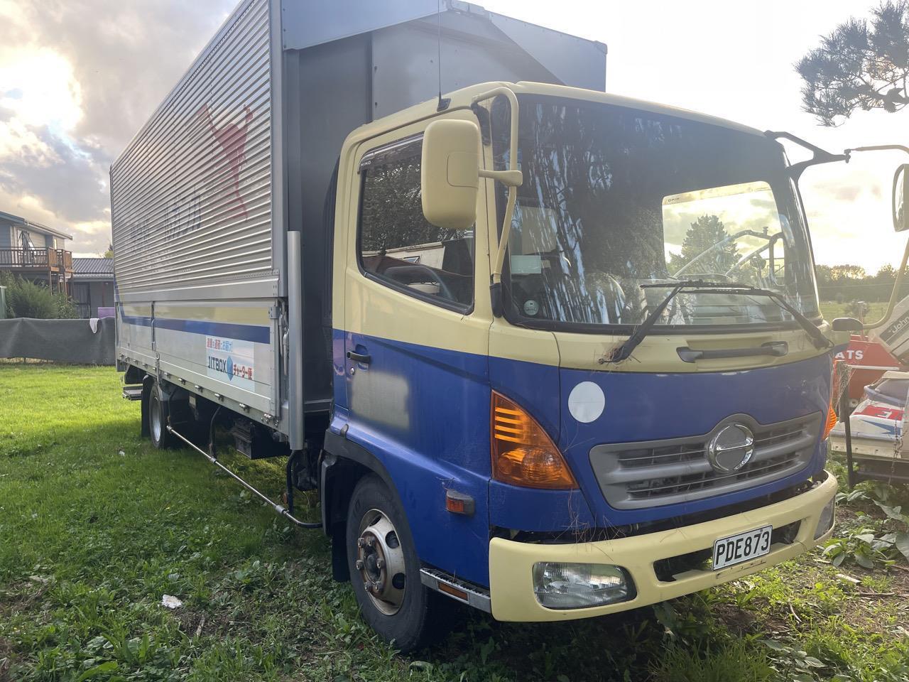 2007 Hino Ranger