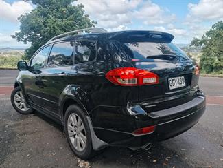 2011 Subaru Tribeca - Thumbnail